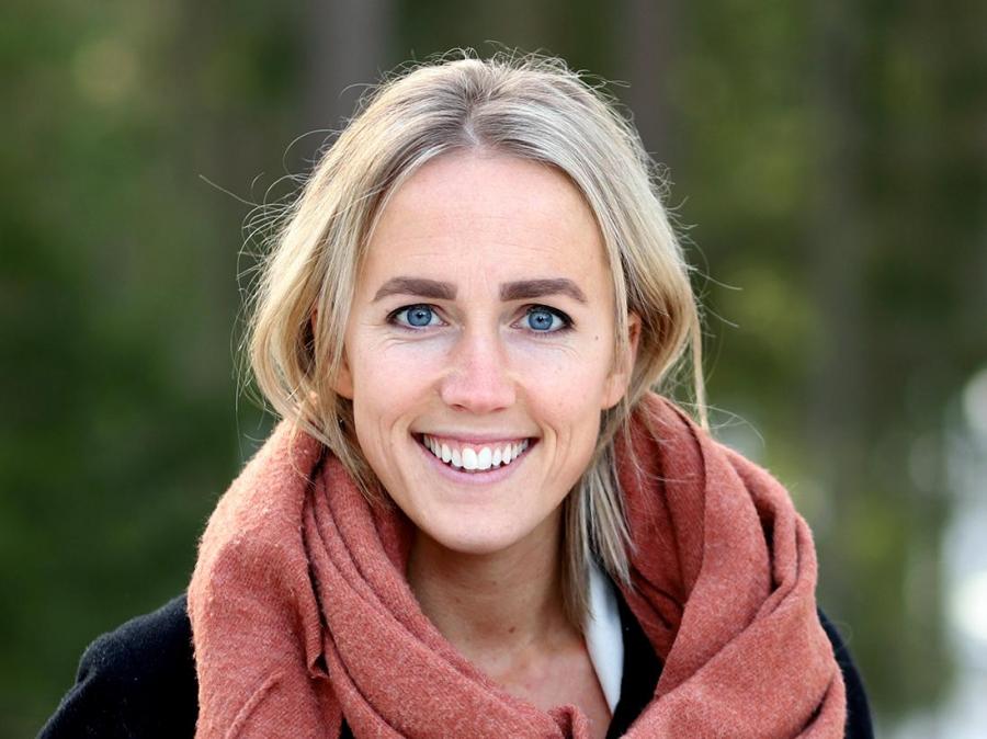 Elin Kristine (33): – For meg er skogen et sted der topplokket får fri